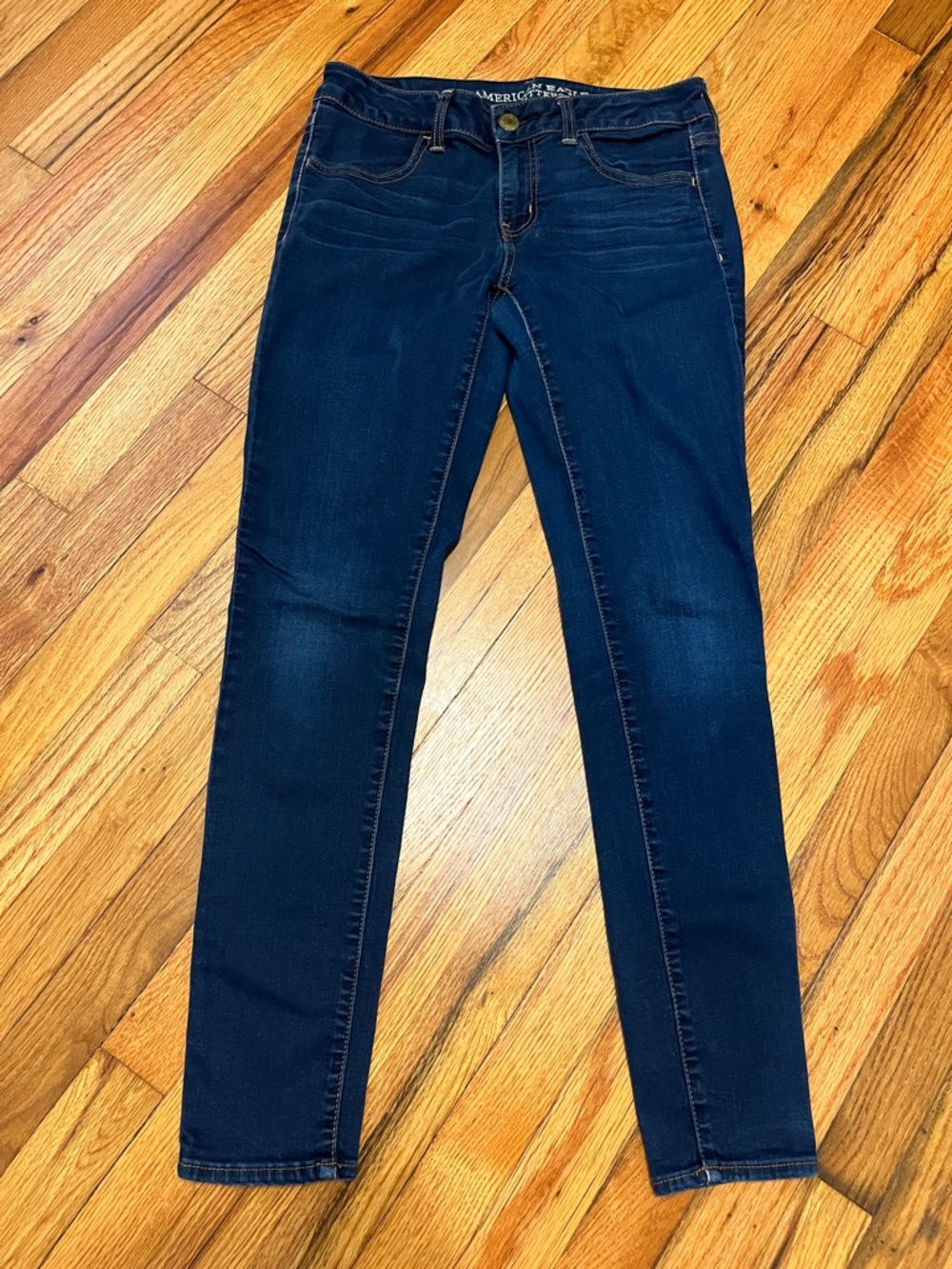Women's American Eagle Blue Jean Jeggings Size 8 dark wash Super Stretch Fall